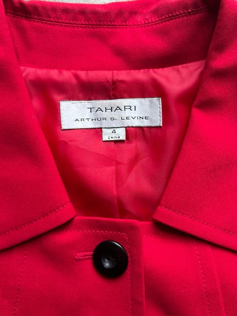 Tahari red blazer - Picture 2 of 4